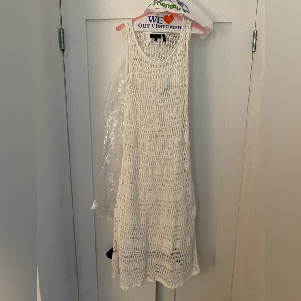 Beautiful white Theory crochet dress - size m - Picture 3 of 4
